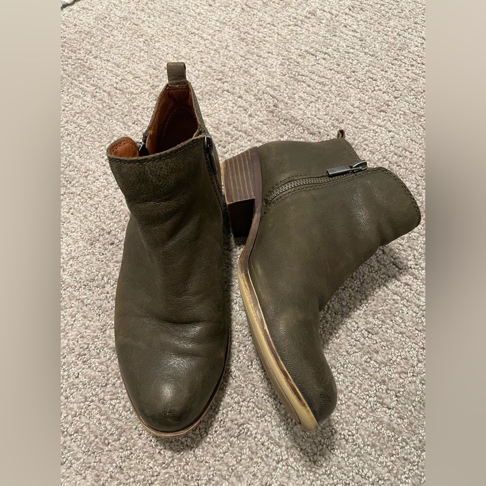 Lucky brand boots